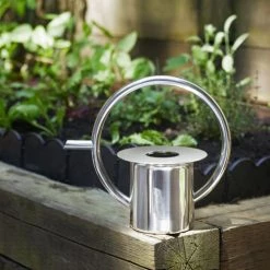 Umbra Décoration De Jardin Arrosoir En Acier Inoxydable -Plantes vertes Soldes arrosoir en acier inoxydable 2
