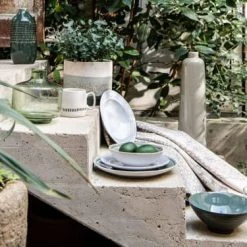 Maisons Du Monde Jarres Et Cache-pots Cache-pot En Grès Beige Et Bleu H18 -Plantes vertes Soldes cache pot en gres beige et bleu h18 1000 16 40 213281 5