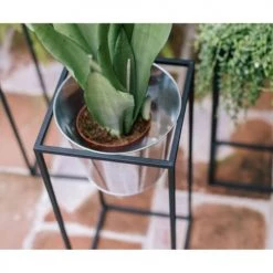 Wadiga Jarres Et Cache-pots Cache-pot Sur Pied En Métal Noir Et Pot Argenté H80cm -Plantes vertes Soldes cache pot sur pied en metal noir et pot argente h80cm 2