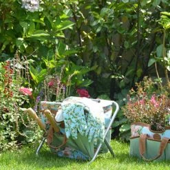 Esschert Design Décoration De Jardin Tabouret Range-outils Imprimé Roses -Plantes vertes Soldes tabouret range outils imprime roses 4